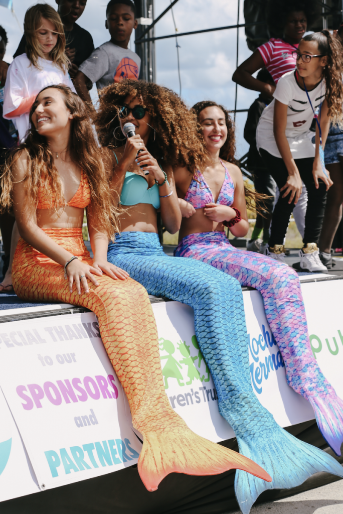 Mocha Mermaid (middle) pictured with Plastic Free Mermaids Keyla and Kimberly Correia.png