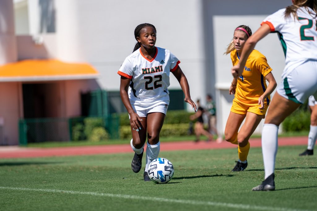 Junior midfielder/defender Taylor Shell looks for an open teammate during the first half of Miami’s match versus Pittsburgh at Cobb Stadium on Sept. 26, 2021.
