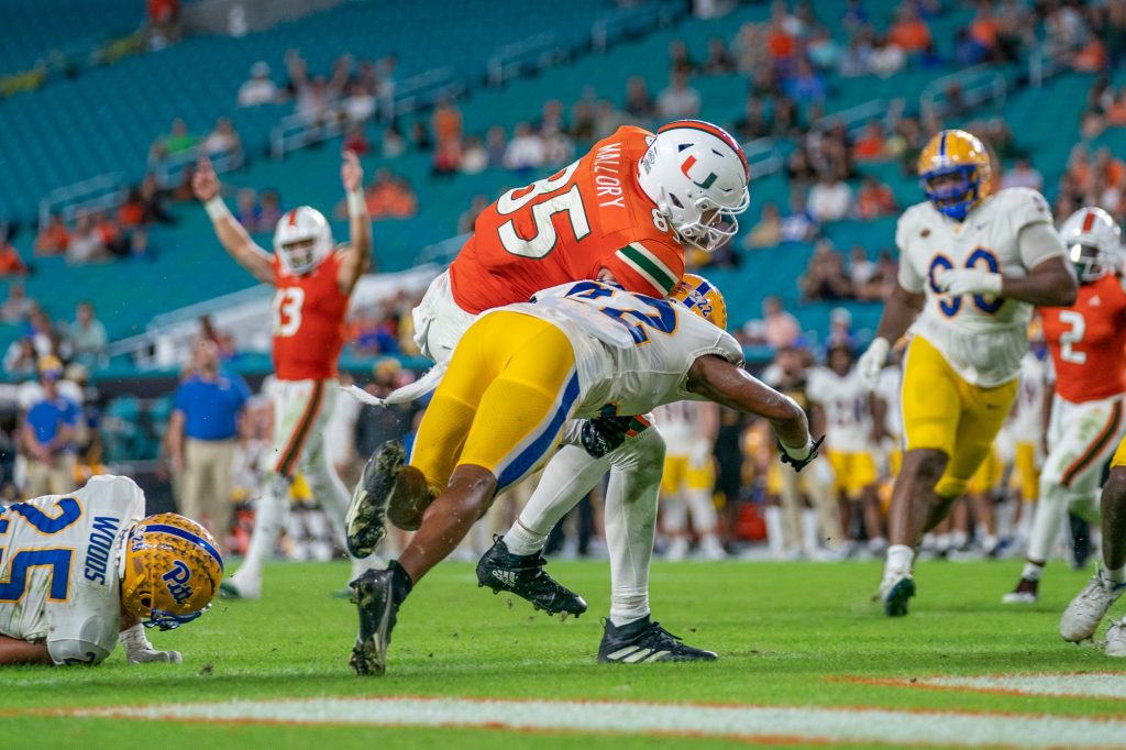 Fifth-year senior tight end Will Mallory catches a four-yard pass for a touchdown during the fourth quarter of Miami's game versus Pittsburgh at Hard Rock Stadium on Nov. 26, 2022.