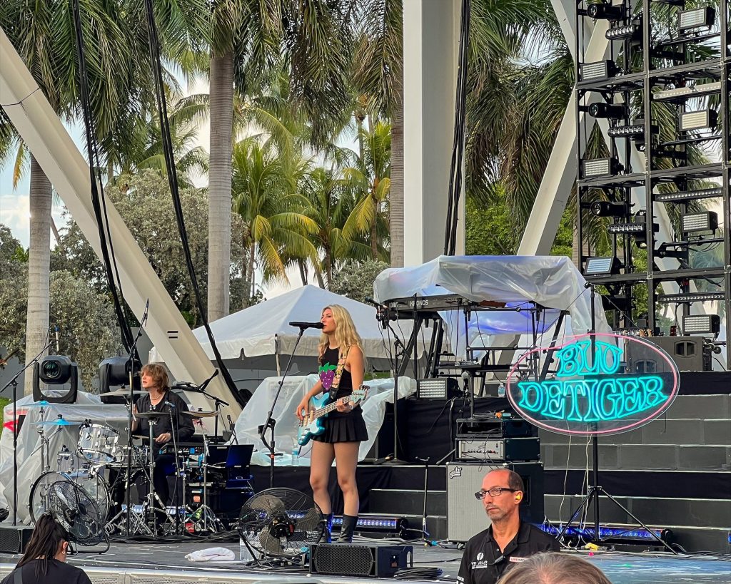 American singer-songwriter, bass guitar player and DJ Blu Detiger opens the Charlie Puth concert at the FPL Solar Amphitheater at Bayfront Park on May 31.