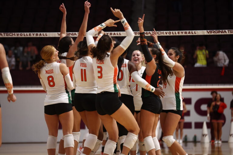 Miami volleyball splits first two ACC matches of the year