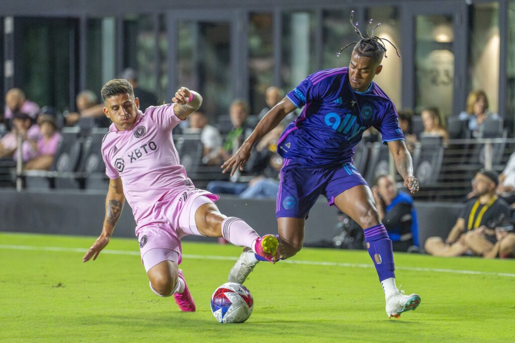 Miami midfielder Nicolás Stefanelli makes a challenge for the ball in the first half of Inter Miami’s match versus Charlotte FC at DRV PNK Stadium on Oct. 18, 2023.